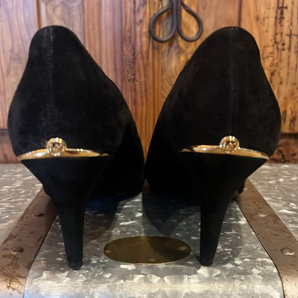 MICHAEL Michael Kors Black Suede Pointy Toe Slip On Pumps Gold Heel Logo - Picture 4 of 7